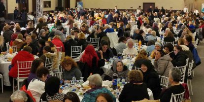500 Büyükçekmeceli kadın Edirne’de iftar sofrasında buluştu