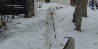 Kars’ta Mart ayında yağan kar, kenti yeniden beyaza bürüdü