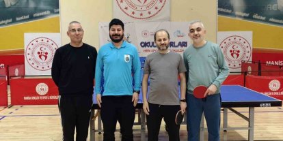 Masa tenisi turnuvasında birincilik Merkezefendi’nin
