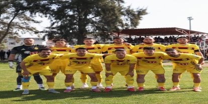 Vali Yılmaz ve Milletvekili Hatipoğlu’ndan şampiyonluk mesajı