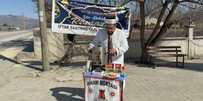 Tokat’ta iftara yetişme telaşı kazaya dönüşmesin diye ’ikram noktası’ kuruldu