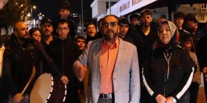 Kayseri’de mahalleliden ‘Kabe’de Hacılar’ performansı