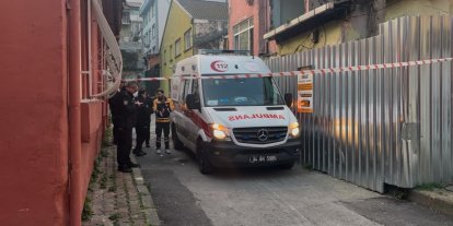 Beyoğlu’nda çıkan yangında 1 yaşındaki bebek hayatını kaybetti, 2 kişi yaralandı