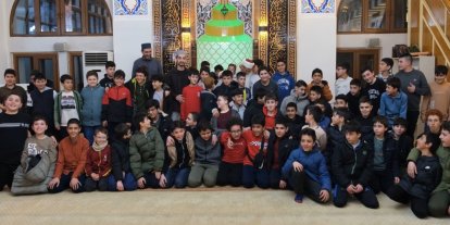 Teravih etkinlikleriyle öğrencilere manevi eğitim