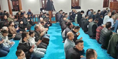 Devrek’te Kadir Gecesi coşkusu