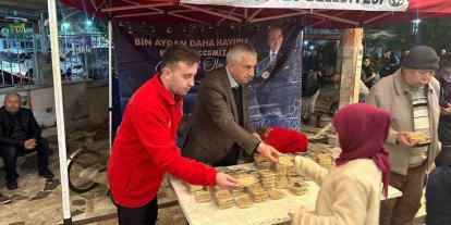 Turgutlu Belediyesinden Kadir Gecesi’nde helva ikramı