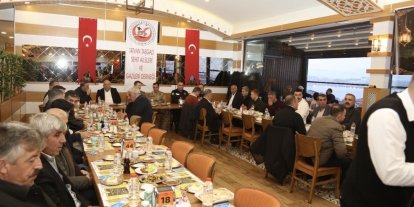 Tatvan’da şehit ve gazi aileleri onuruna iftar programı düzenlendi