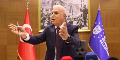 Bursa Büyükşehir Belediye Başkanı Bozbey: "20 senedir yapılmamış hizmetleri yapıyoruz"