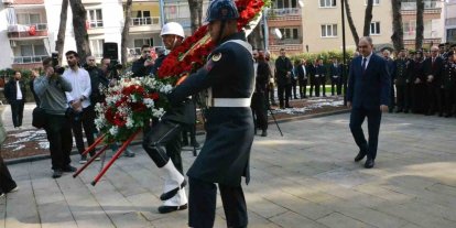 Manisa’da Çanakkale Zaferi’nin 111. yılı törenle anıldı