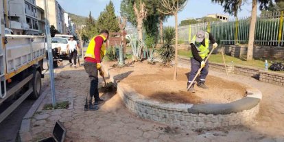 Büyükşehir ekipleri Efeler’i bayrama hazırlıyor