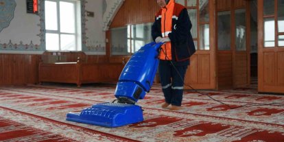 Camiler bayrama hazır