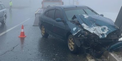 2 aracın karıştığı kazada 2 kişi yaralandı