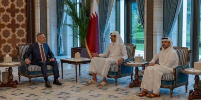 Dışişleri Bakanı Fidan, Katar Emiri Al Thani ile bir araya geldi