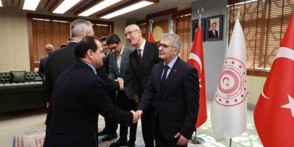 Bingöl’de resmi bayramlaşma töreni düzenlendi