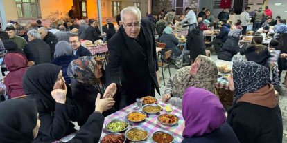 Başkan Arslan son iftarda Çamlıbel gençlerinin gönül sofrasına konuk oldu