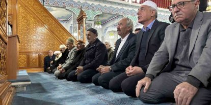 Bingöl’de bayram namazı kılındı