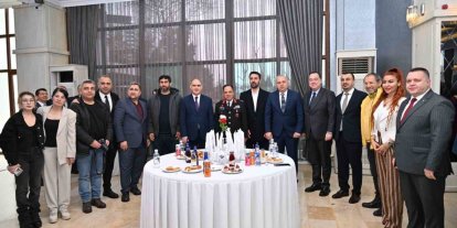 Manisa protokolü bayramlaşmada buluştu