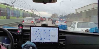 Bursa’da hayat koridoru açıldı Sürücülerden alkışlanacak hareket