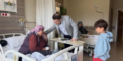 Çivril protokolü bayramda vatandaşlar ve görevi başındaki personeli yalnız bırakmadı