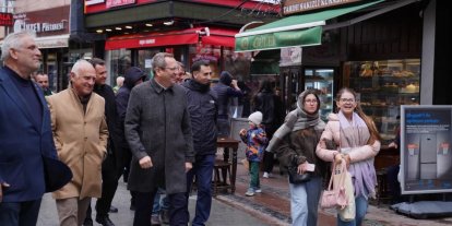 Başkan Ergin bayramda esnaf ve vatandaşlarla buluştu