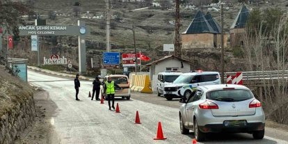 Erzincan’da bayram trafiğinde güvenlik uygulaması