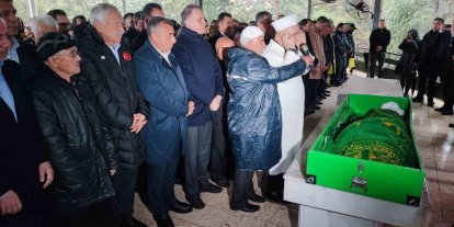 AK Parti Adana İl Başkanı Dağlı’nın annesinin cenazesi toprağa verildi