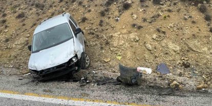 Kontrolden çıkan hafif ticari araç şarampole savruldu: 1 yaralı