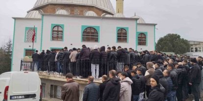 Bursa’daki feci kazada hayatını kaybeden genç son yolculuğuna uğurlandı