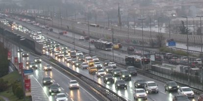 İstanbul’da trafik yoğunluğu yüzde 60’a ulaştı
