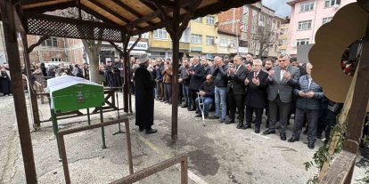 Kazada hayatını kaybeden genç toprağa verildi