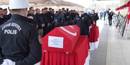 Katar’da helikopterin düşmesi sonucu şehit olan ASELSAN teknisyenleri için töreni düzenlendi