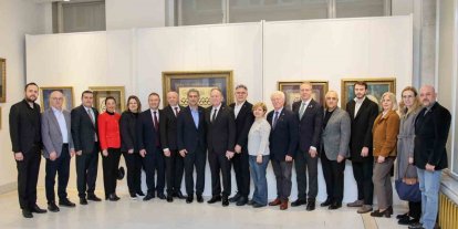 ‘Zer-i nab’ tezhip sergisi Bursa’da ziyarete açıldı