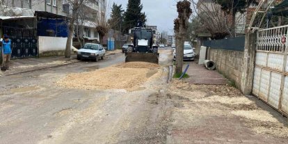 Adıyaman’da bozulan yollara müdahale