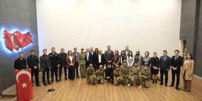 Öğrencilerin hazırladığı program büyük beğeni topladı