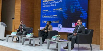 Bandırma’da bilişim suçları paneli düzenlendi