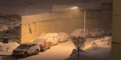 Yüksekova’da kar yağışı etkili oldu