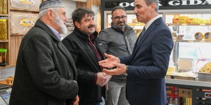 Vali Abuş esnafı dinledi