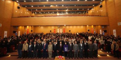 Siirt’te "Güneş Hadisesi" söyleşi programı düzenlendi