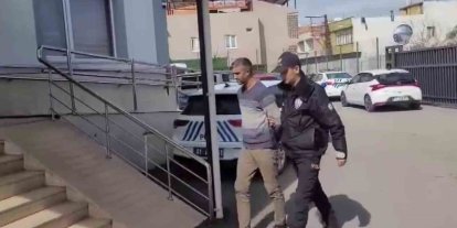 Yüreğir’de 3 firari hükümlü gezerken yakalandı