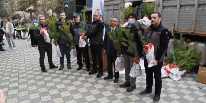 Eskişehir Orman Bölge Müdürlüğü’nden fidan dağıtımı