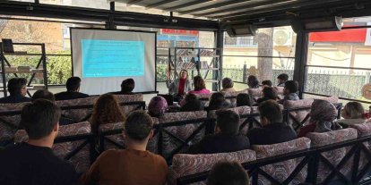 Sincan Kitap Kafe’de siber zorbalıkla mücadele yolları konuşuldu