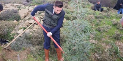 Gökçeada’da fidanlar toprakla buluştu