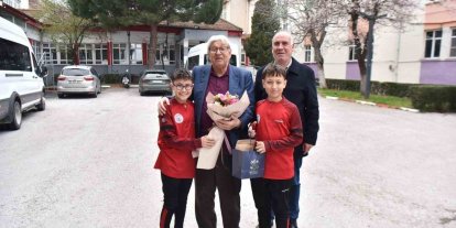 Genç Sporcular, Türk sporuna emek vermiş isimlerle buluştu