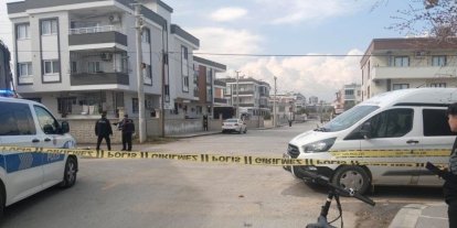 Uzaklaştırma kararını kaldırttığı kocası tarafından bıçaklanan kadın ağır yaralandı