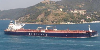 Türk şirketine ait ham petrol tankerinin Karadeniz açıklarında vurulduğu iddia edildi: O anlar telsiz konuşmalarına yansıdı