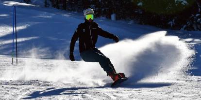 Sarıkamış’ta snowboard kayak antrenörlük kursu başlıyor