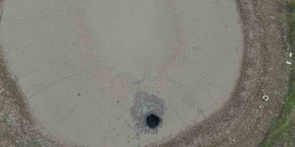 46 yıl sonra ortaya çıktı: Gölet çöktü, su yer altından başka noktadan çıktı