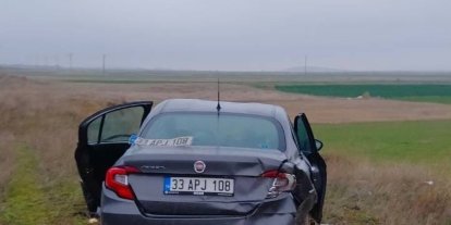 Bariyerlere çarpıp tarım arazisine giren otomobilde 5 kişi yaralandı