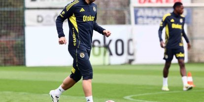 Fenerbahçe hazırlıklarını sürdürdü