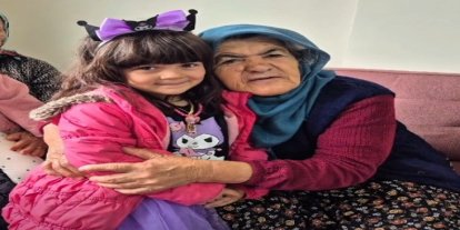 Honazlı gençlerden Yaşlılar Haftasında anlamlı ziyaret